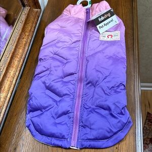 Fabdog puffer jacket with Ombre Purple and pink colors.  Size L.